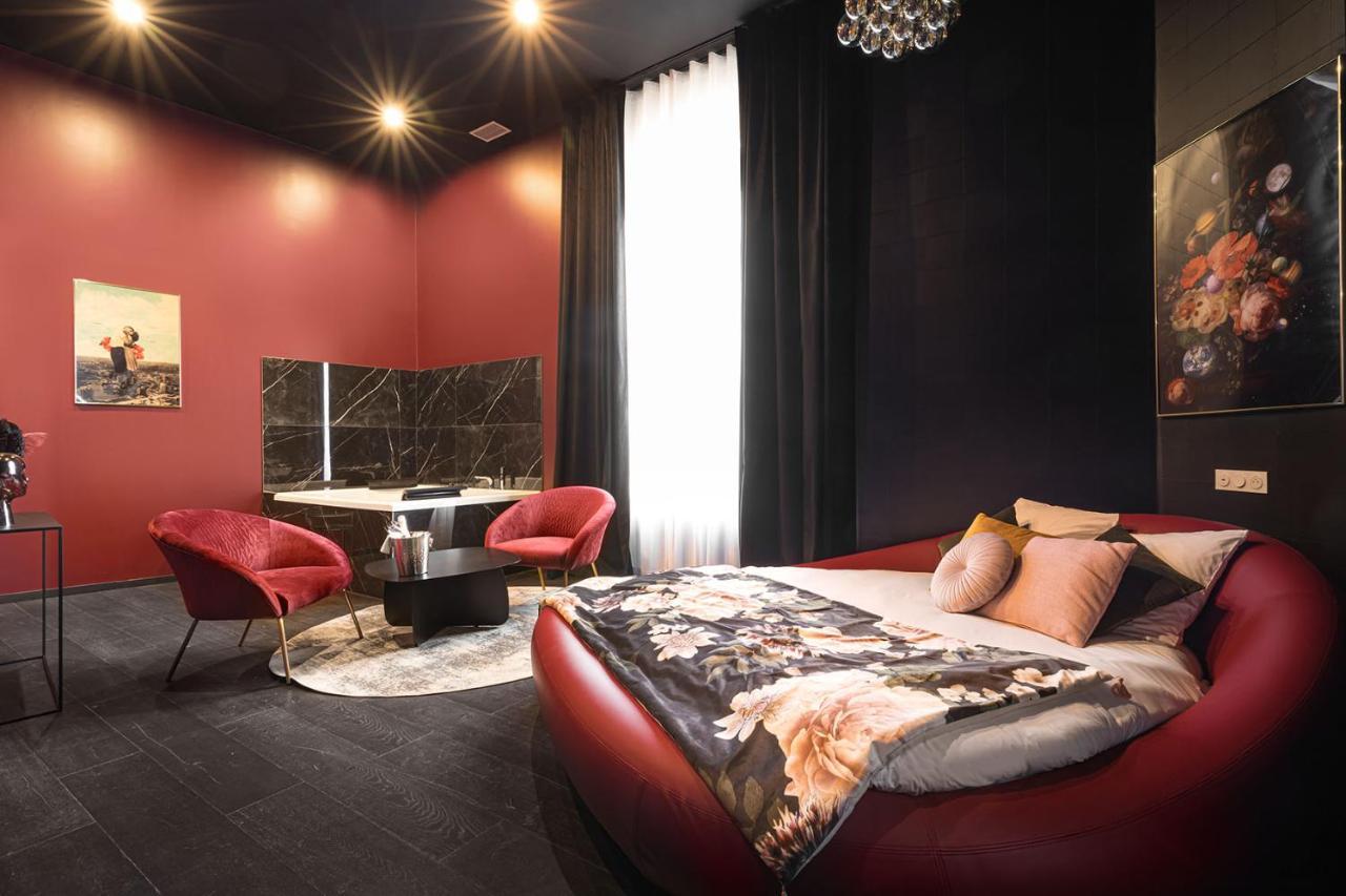 Legend Majestic Superbe Love Room - Jacuzzi - Champagne - Romantisme - Parking Prive Mâcon Buitenkant foto